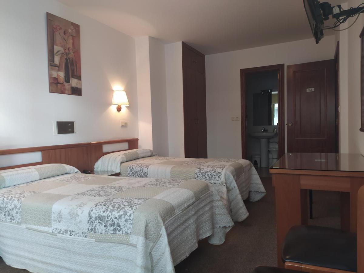 Hostal Palas آكورونيا المظهر الخارجي الصورة
