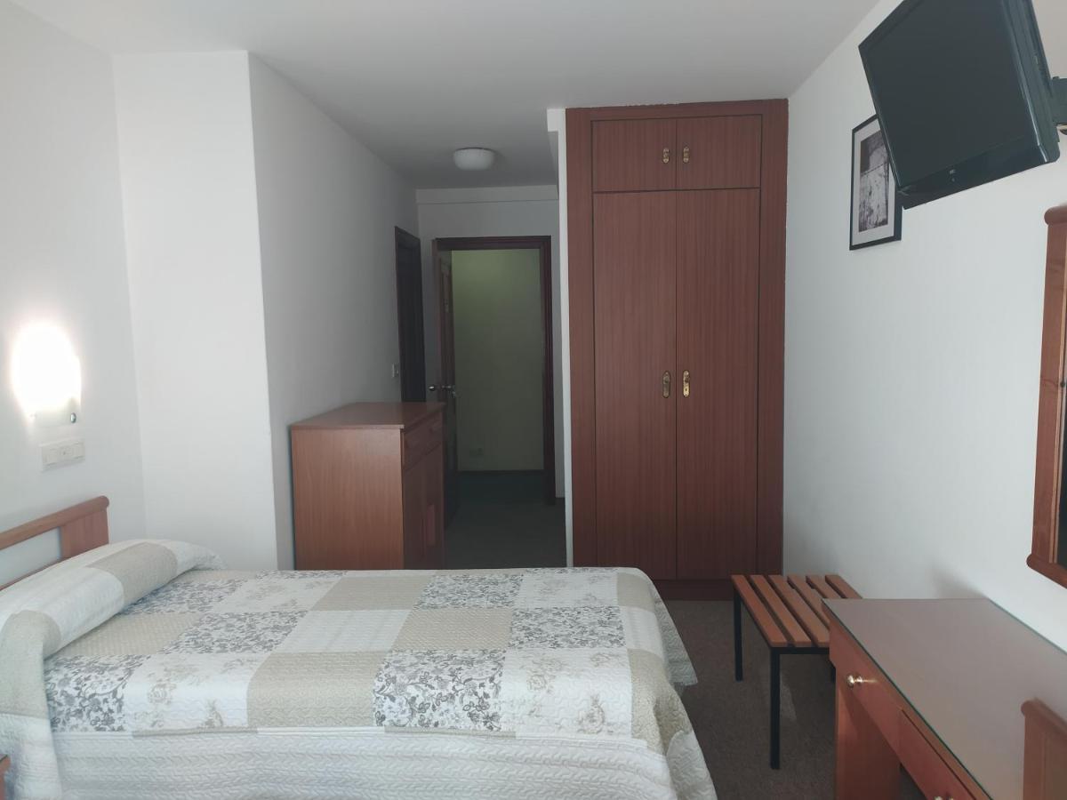 Hostal Palas آكورونيا المظهر الخارجي الصورة