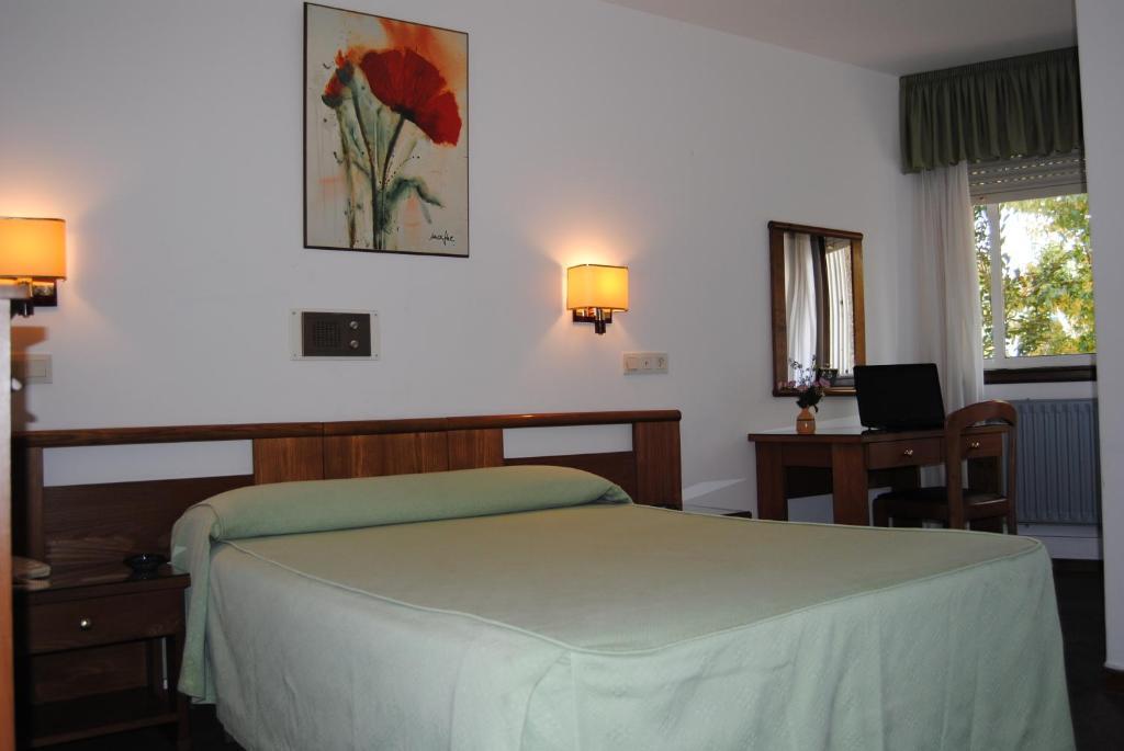 Hostal Palas آكورونيا المظهر الخارجي الصورة