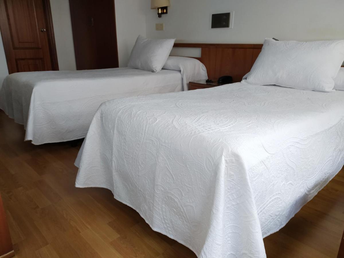 Hostal Palas آكورونيا المظهر الخارجي الصورة