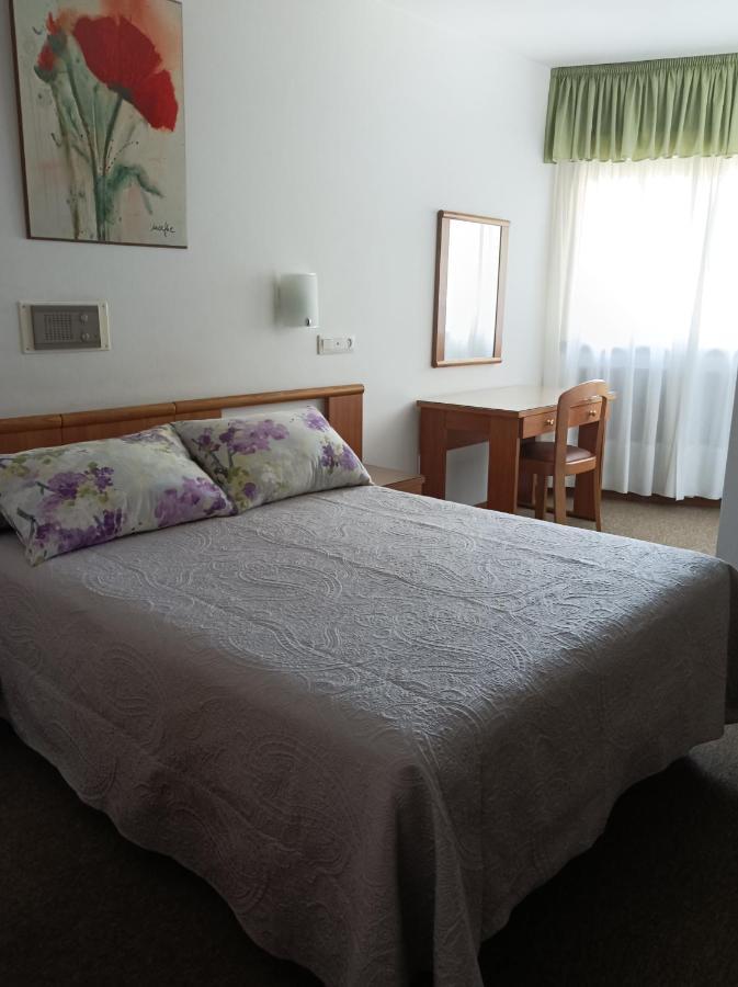 Hostal Palas آكورونيا المظهر الخارجي الصورة