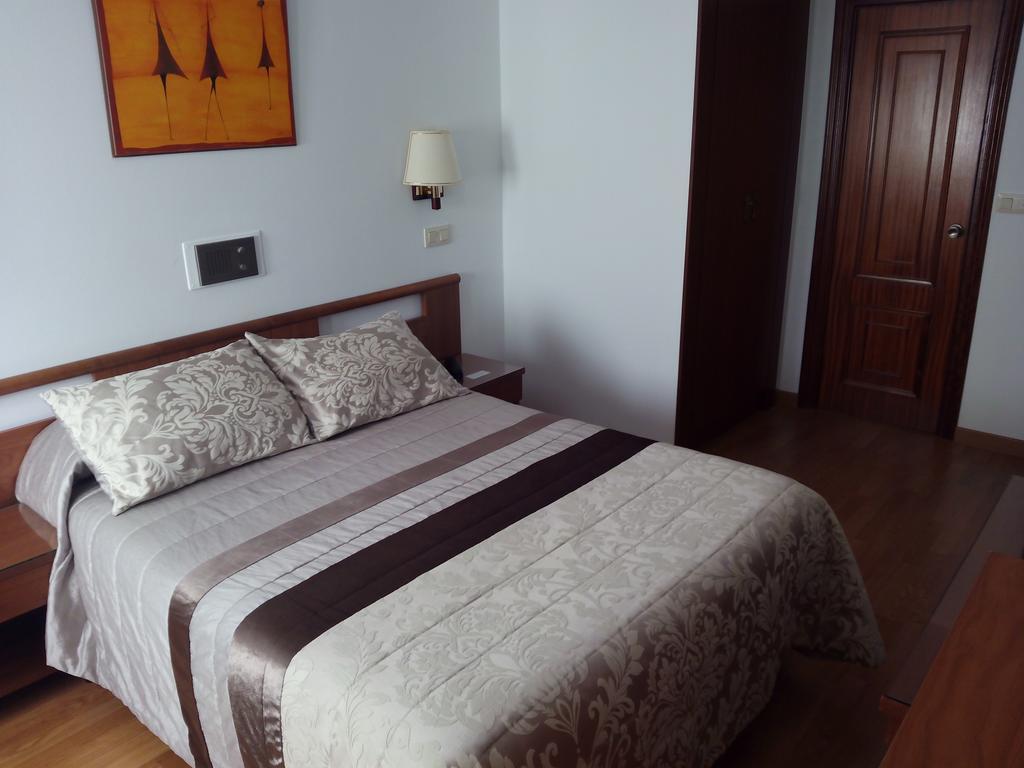 Hostal Palas آكورونيا المظهر الخارجي الصورة