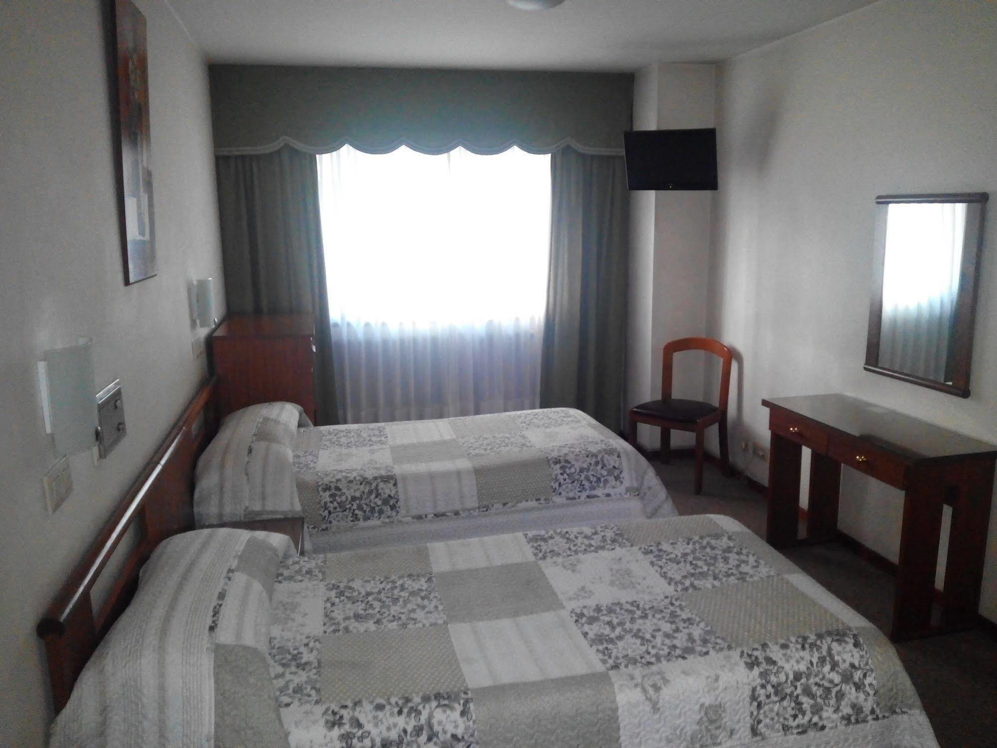 Hostal Palas آكورونيا المظهر الخارجي الصورة