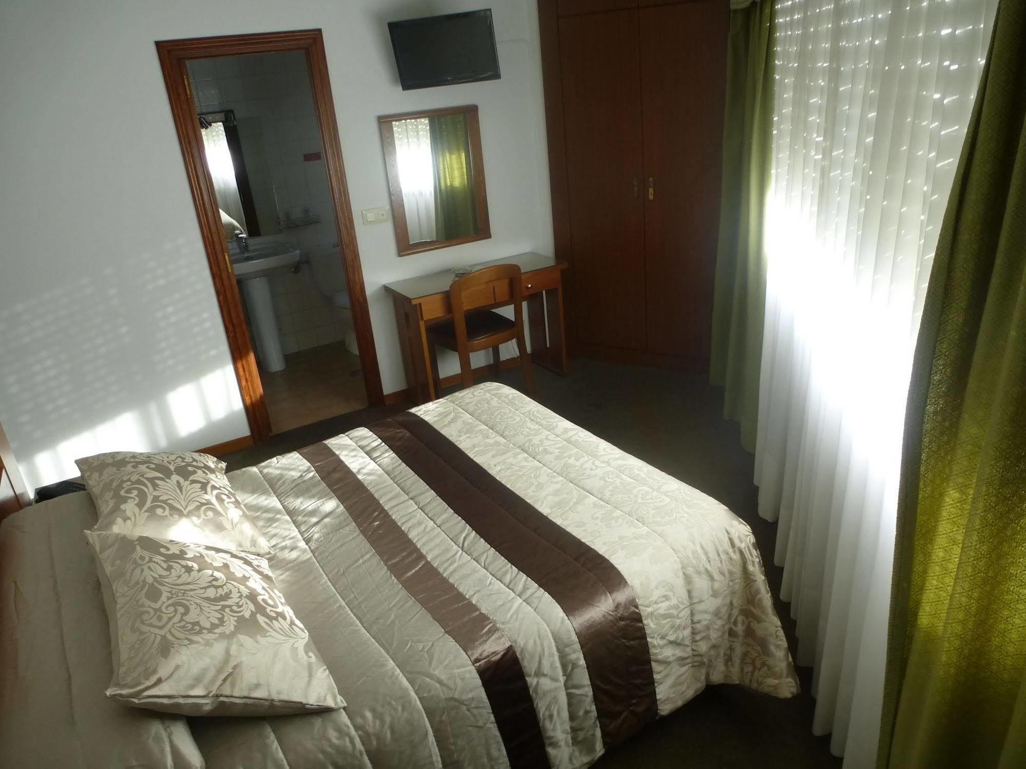 Hostal Palas آكورونيا المظهر الخارجي الصورة