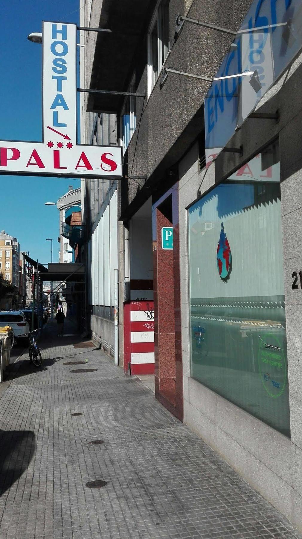 Hostal Palas آكورونيا المظهر الخارجي الصورة